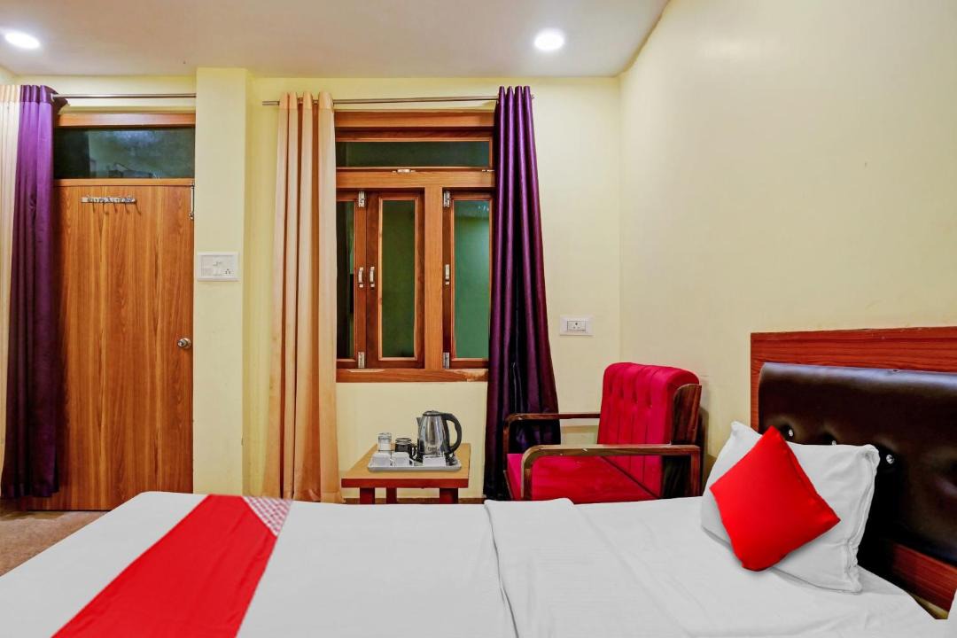 Photo of Bedroom in Jhusi