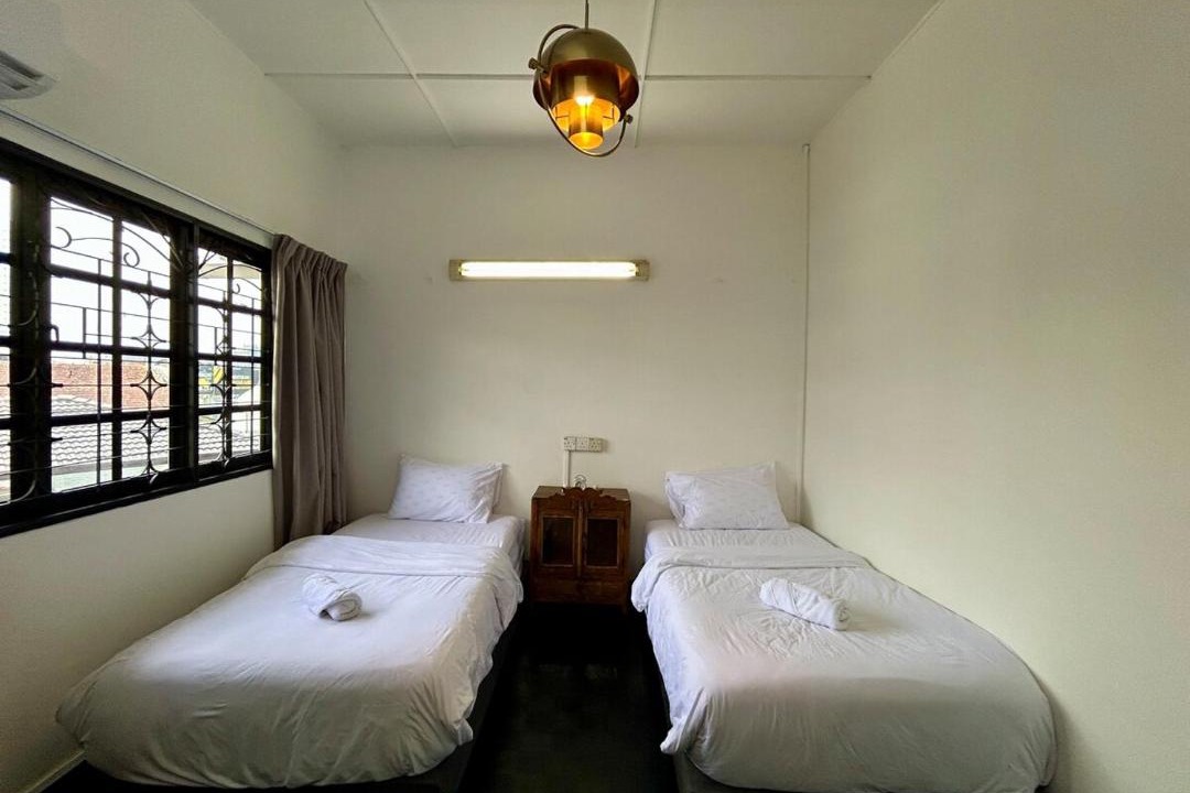 Photo of Bedroom in SS 2