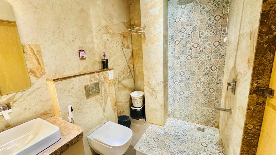 Photo of Bathroom in Rau