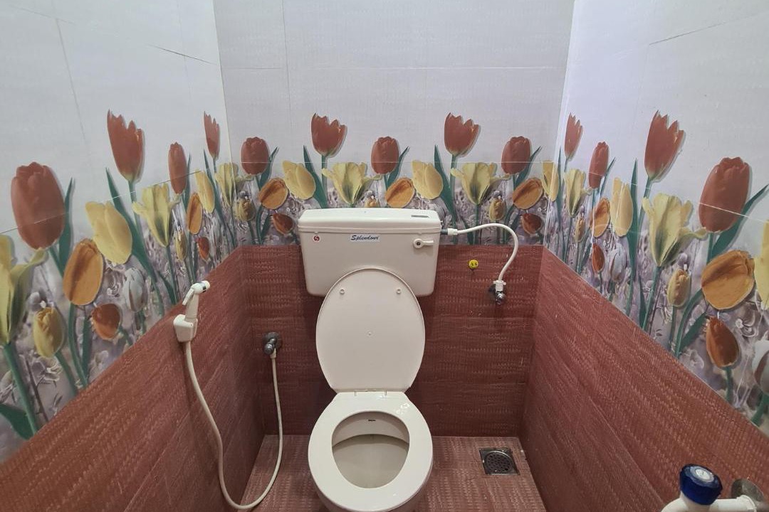 Photo of Bathroom in Kuilapalayam