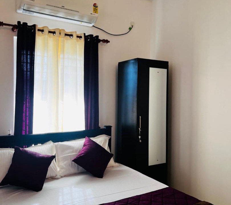 Photo of Bedroom in Alappuzha