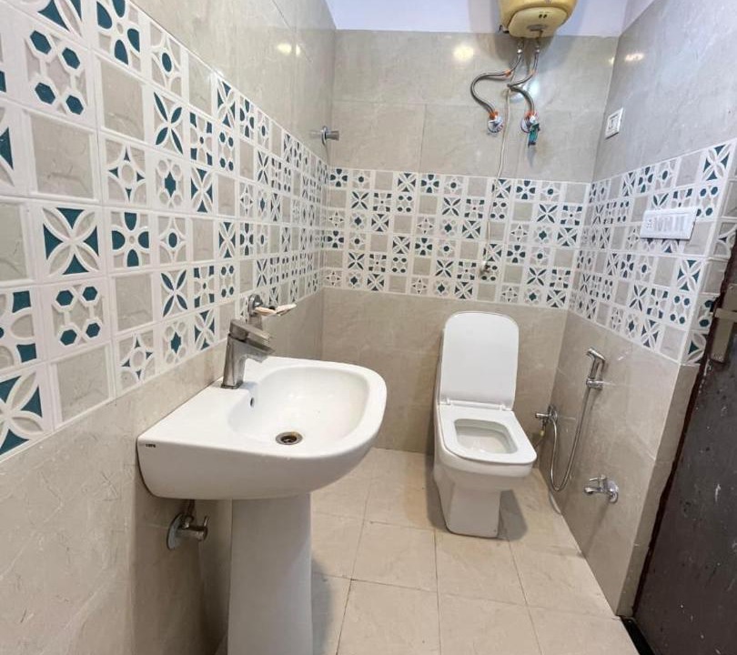Photo of Bathroom in Tonk Road