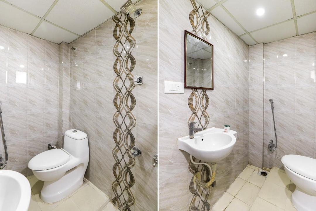 Photo of Bathroom in Karjan