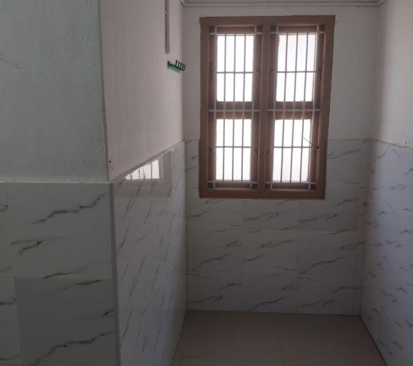 Photo of Bathroom in Tiruchendur