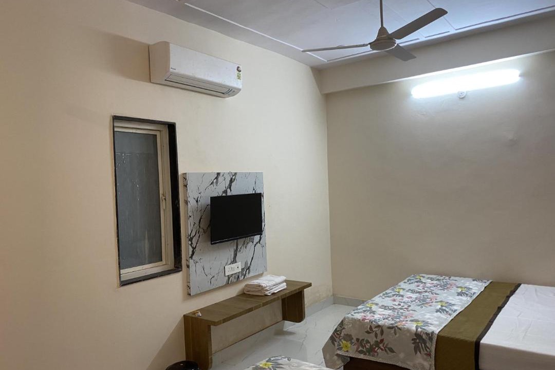 Photo of Bedroom in Khatu