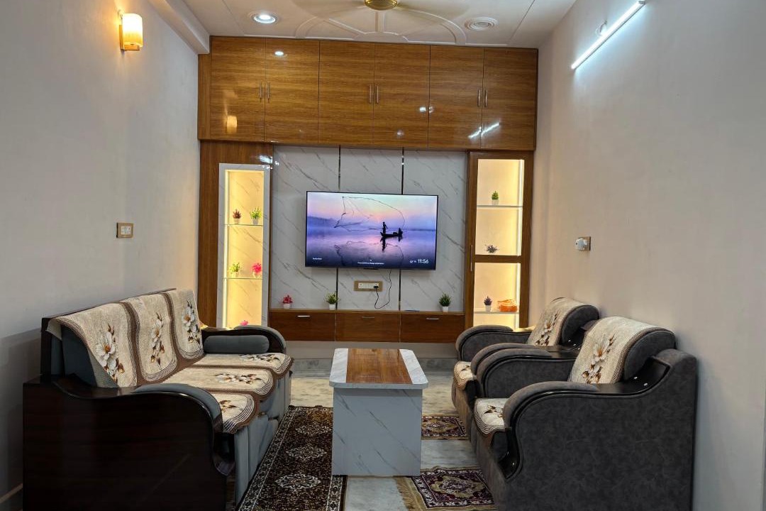 Photo of Livingroom in Varanasi
