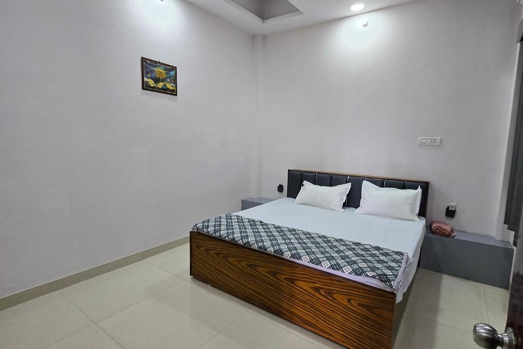 Photo of Bedroom in Jabalpur