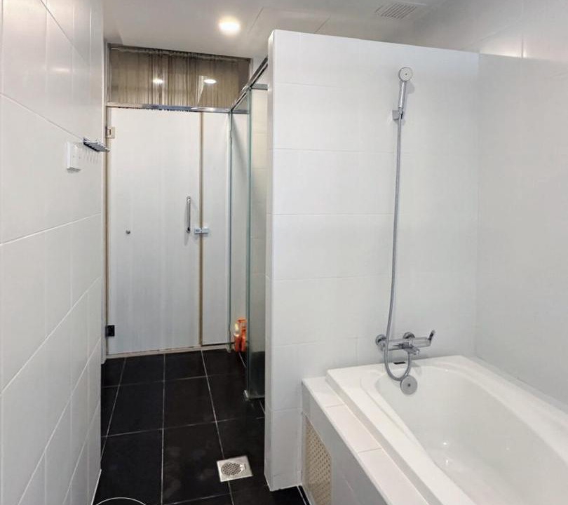 Photo of Bathroom in The Strand