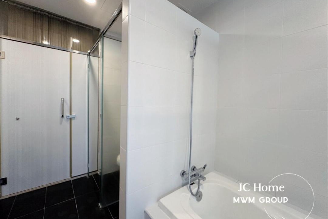 Photo of Bathroom in The Strand