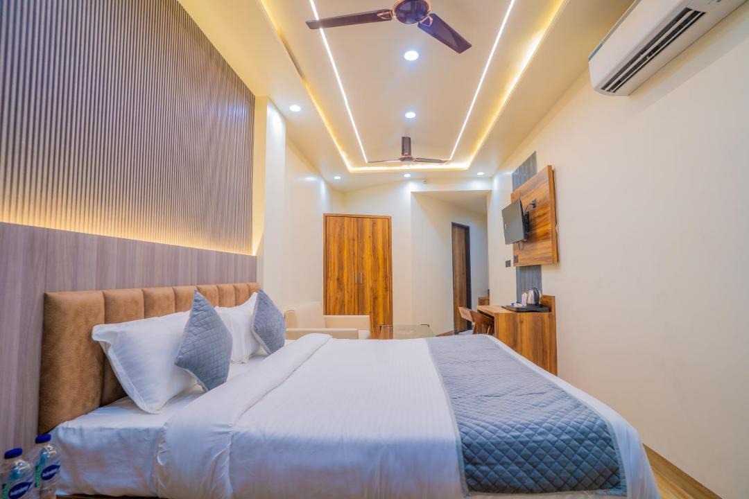 Photo of Bedroom in Tonk Road