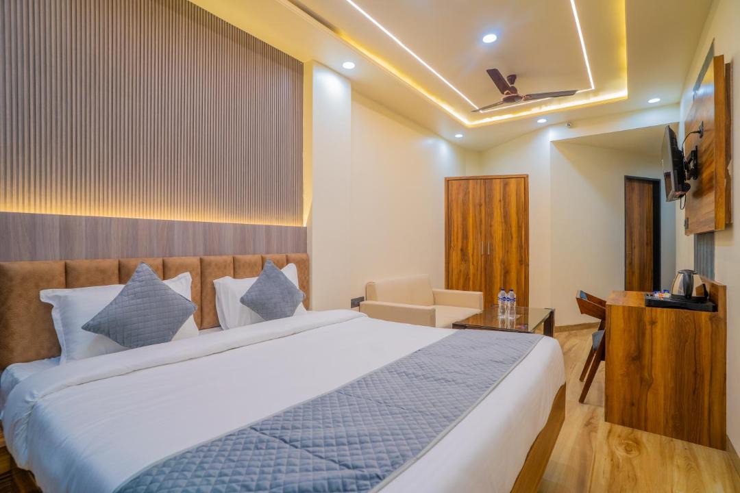 Photo of Bedroom in Tonk Road