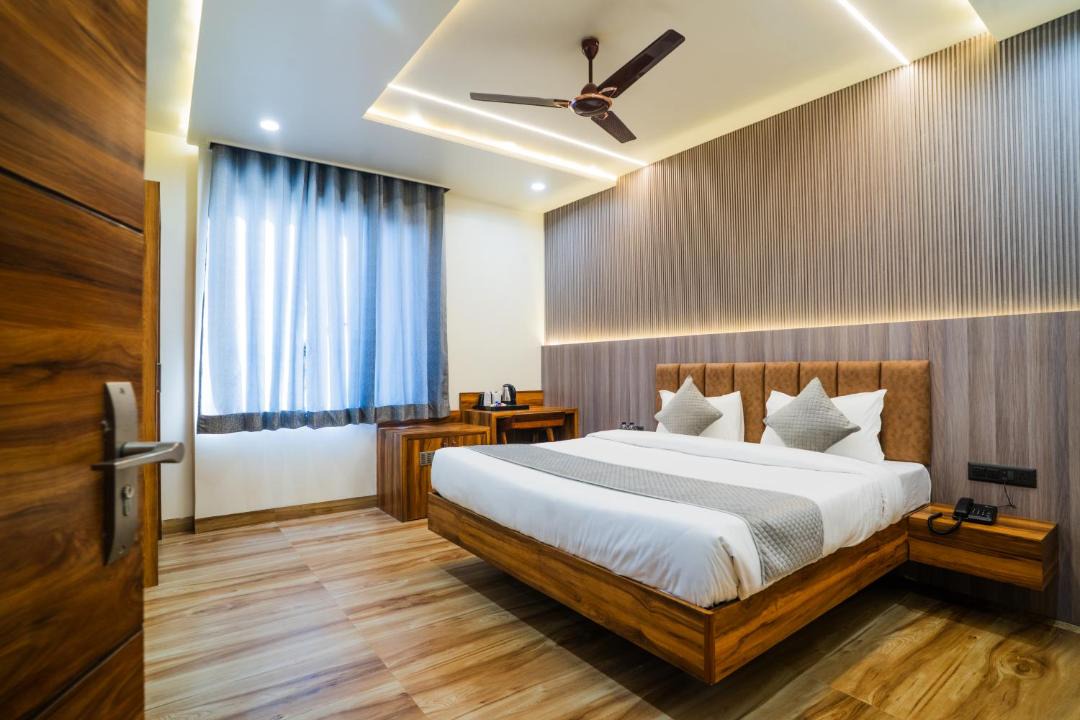 Photo of Bedroom in Tonk Road