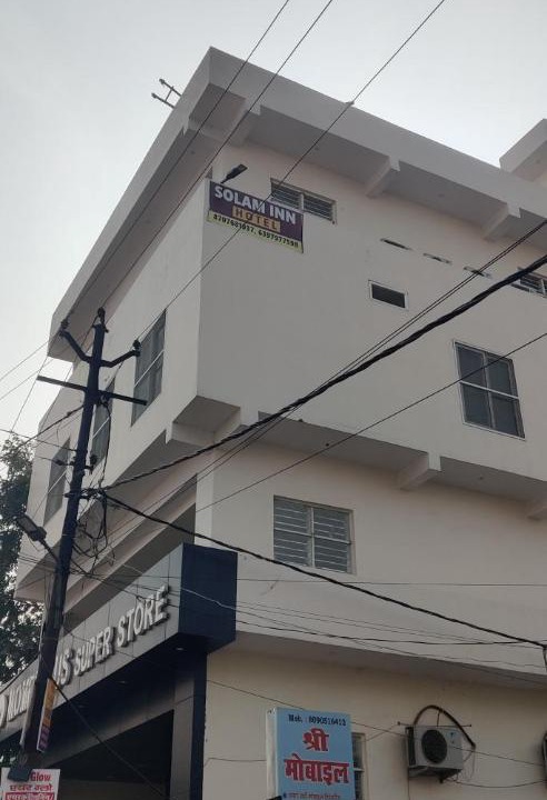 Photo of Buildings in Alambagh
