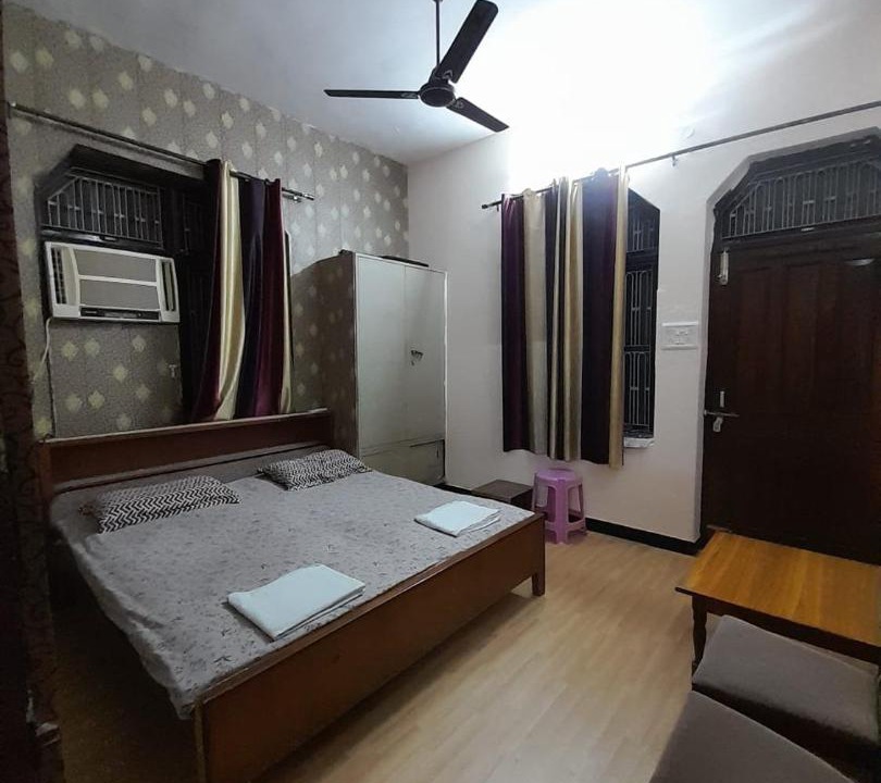 Photo of Bedroom in Kalyanpur