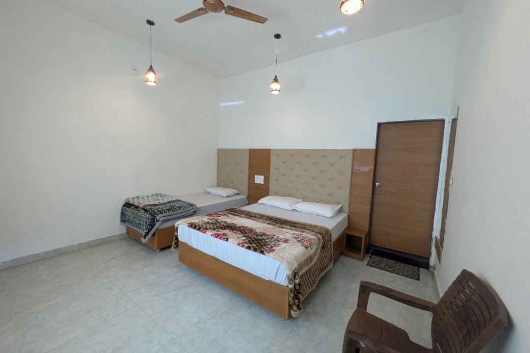 Photo of Bedroom in Mount Abu