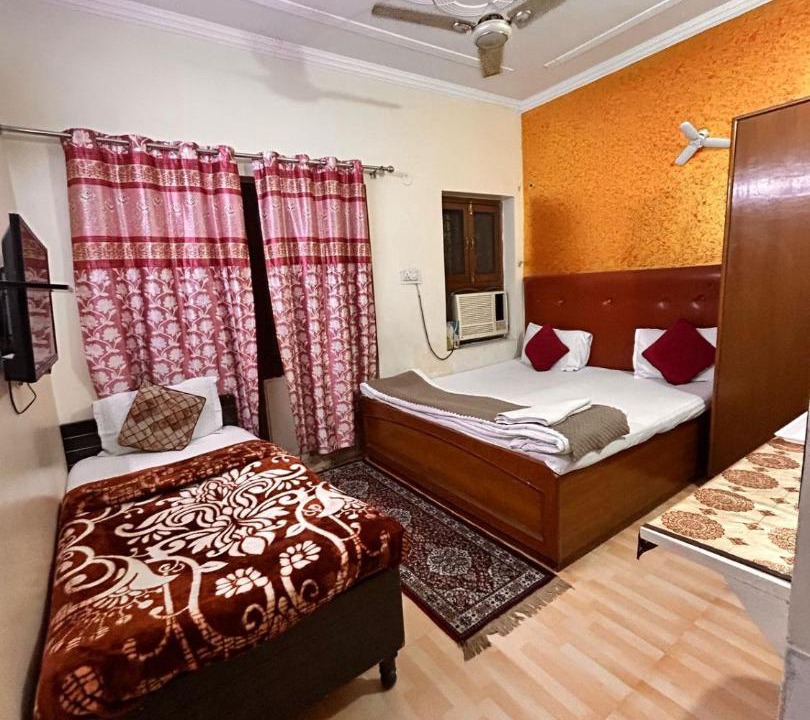 Photo of Bedroom in Nizamuddin