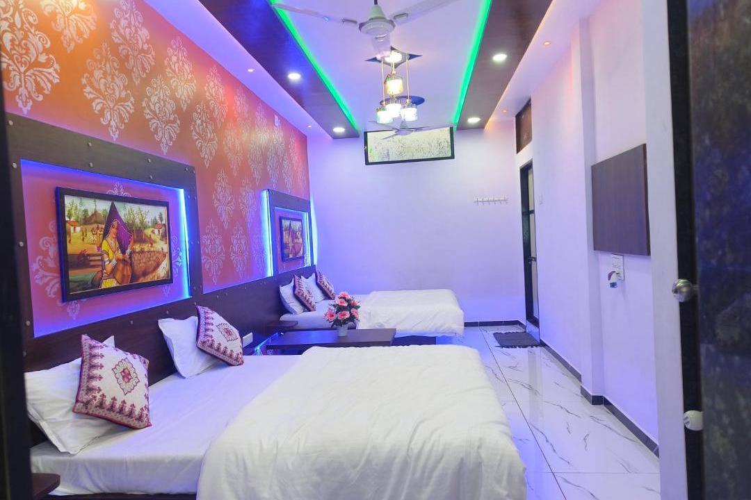 Photo of Bedroom in Rajpipla