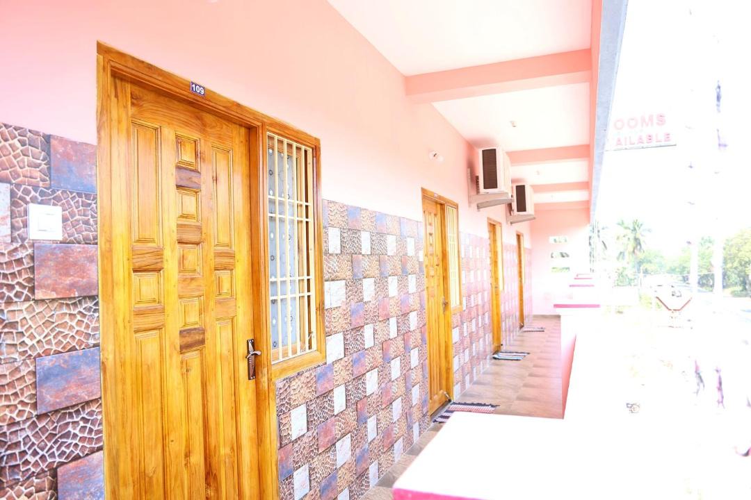 Photo of Others in Ganapathichettikulam