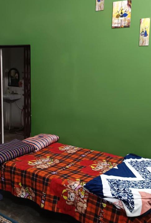 Photo of Bedroom in Jhusi