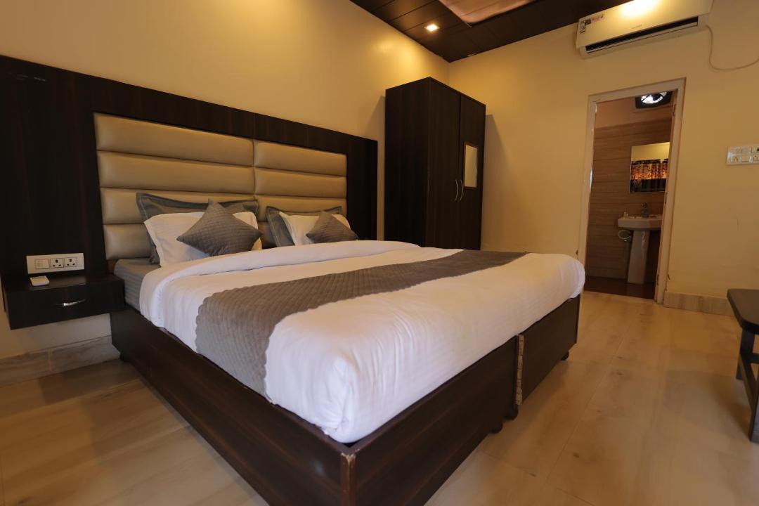 Photo of Bedroom in Mayapur