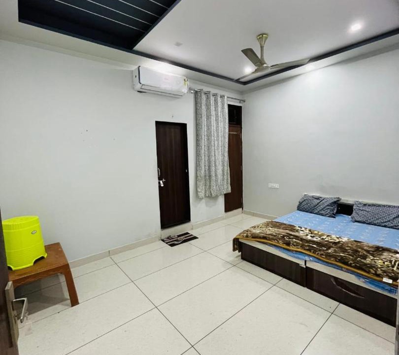 Photo of Bedroom in Sambhar