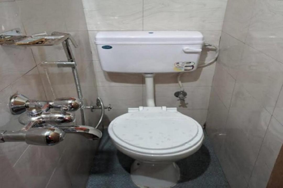 Photo of Bathroom in Ukhimath