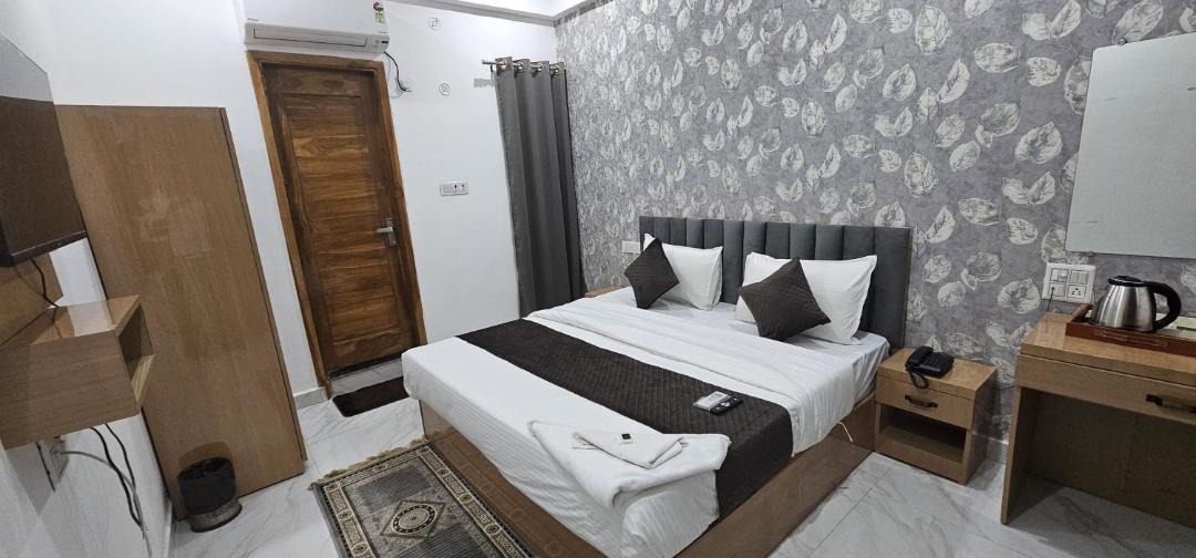 Photo of Bedroom in Civil Lines