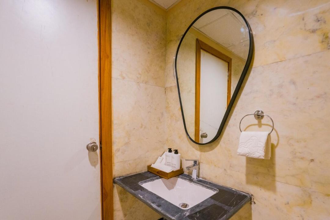 Photo of Bathroom in Menar
