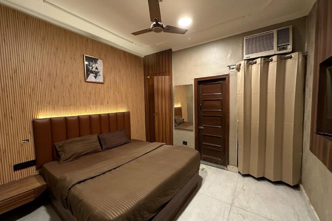 Photo of Bedroom in Janakpuri