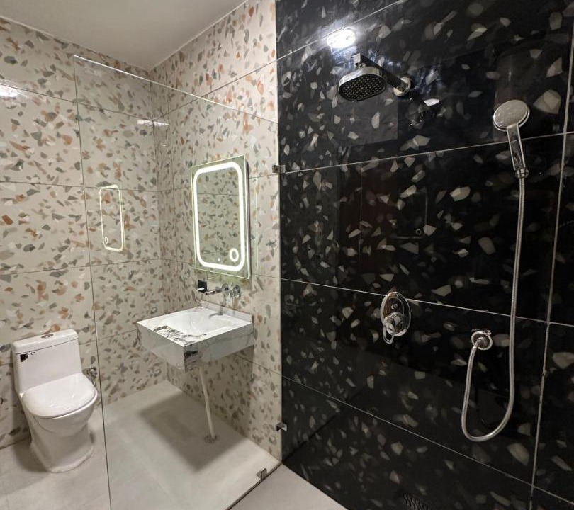 Photo of Bathroom in Janakpuri