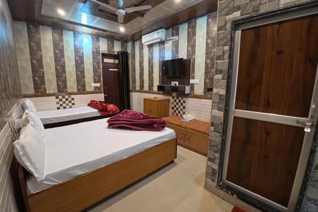 Photo of Bedroom in Khatu