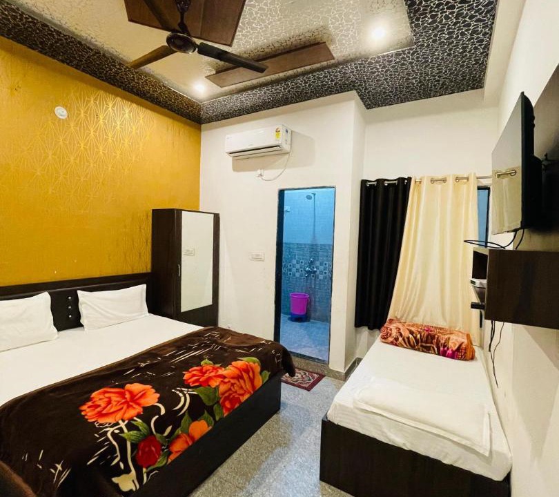 Photo of Bedroom in Khatu