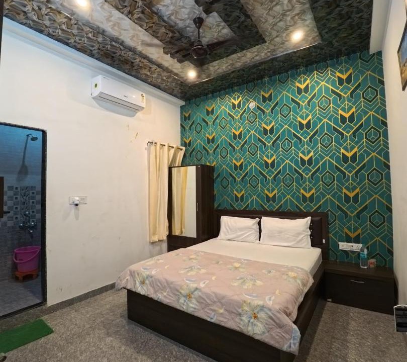 Photo of Bedroom in Khatu