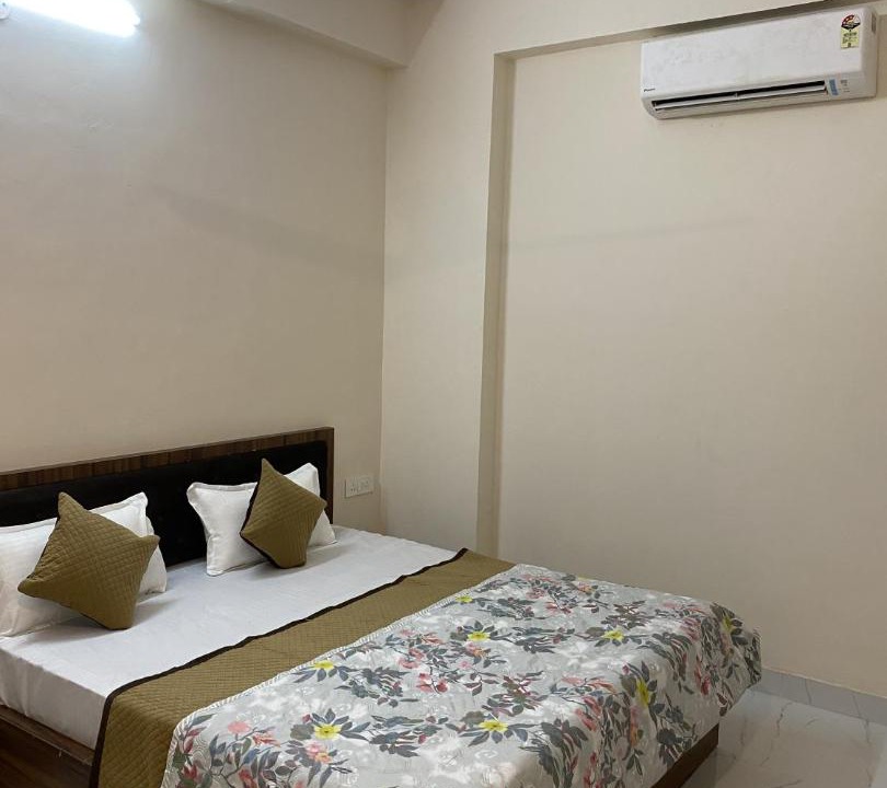 Photo of Bedroom in Khatu