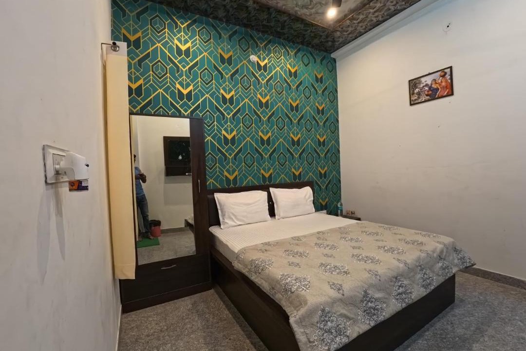Photo of Bedroom in Khatu