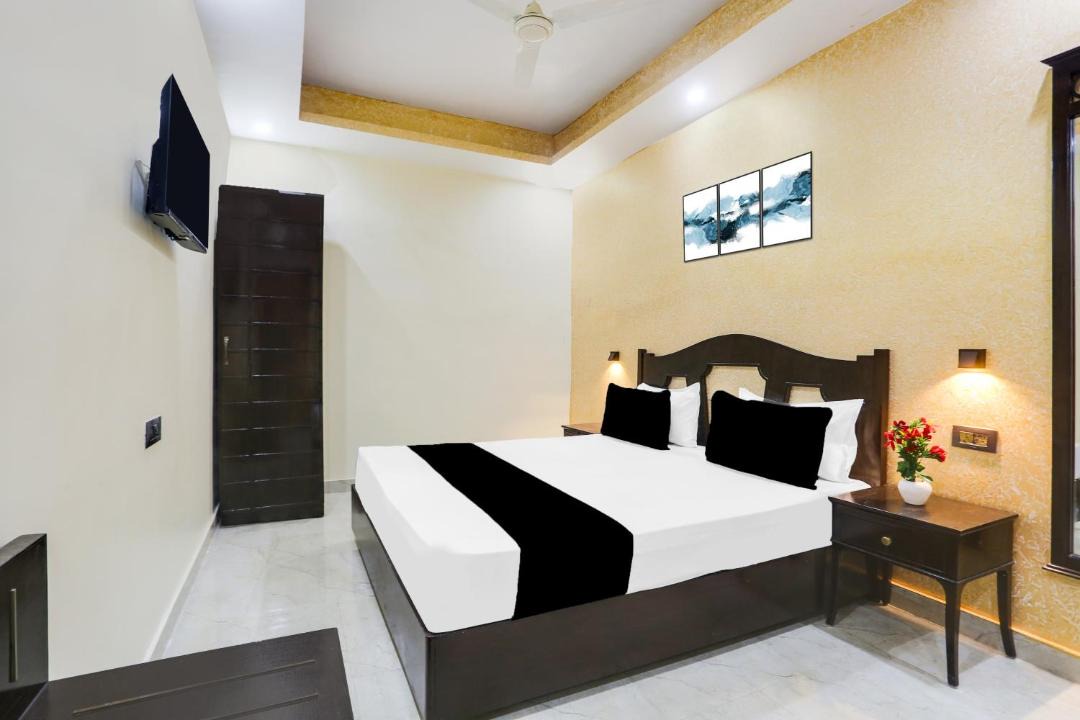 Photo of Bedroom in Mayur Vihar