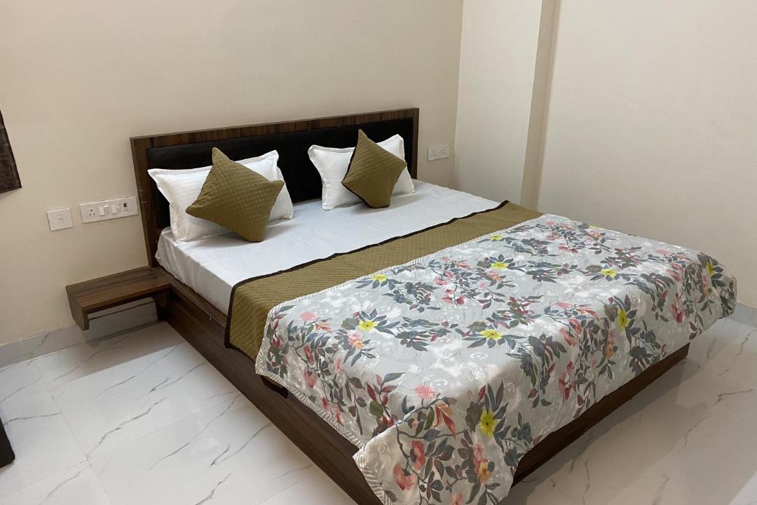 Photo of Bedroom in Khatu