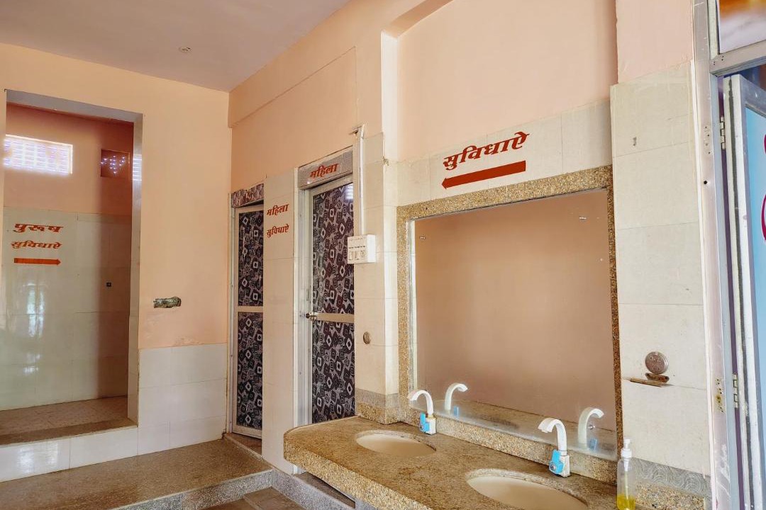 Photo of Bathroom in Shri Madhopur