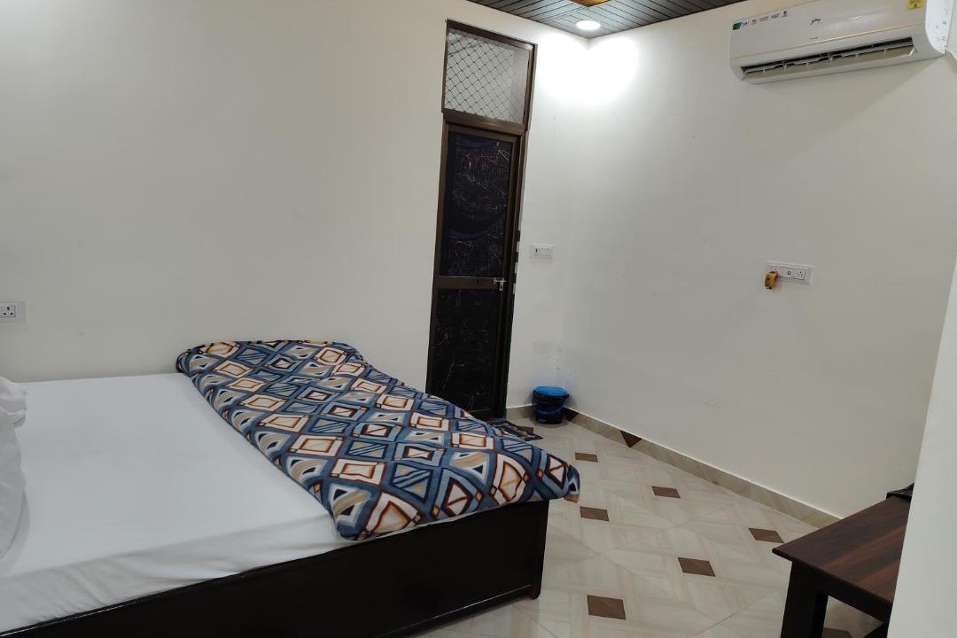 Photo of Bedroom in Khalilabad