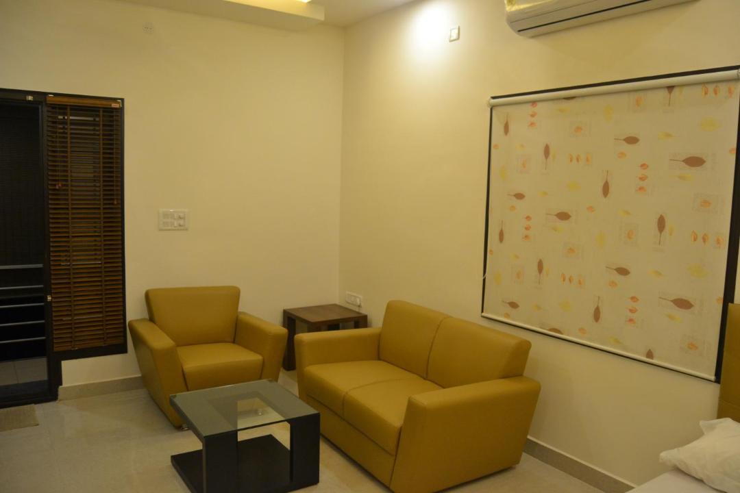 Photo of Livingroom in Adyar