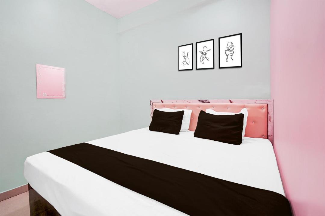 Photo of Bedroom in Phulpur