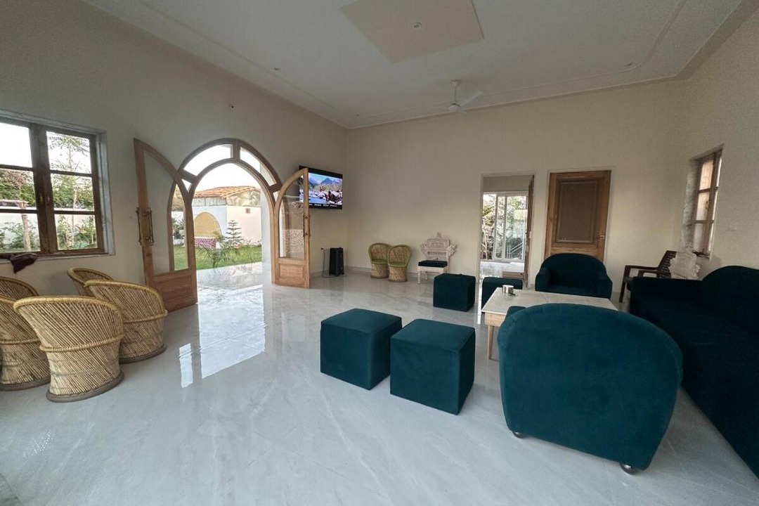 Photo of Livingroom in Raja Park