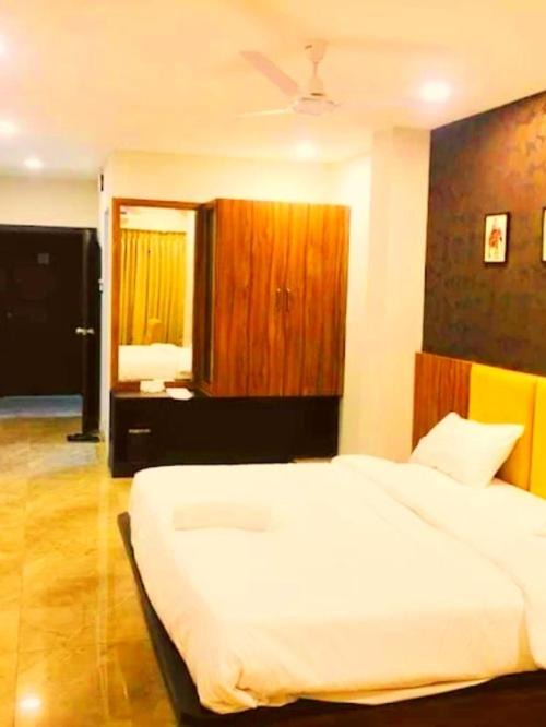Photo of Bedroom in Rajpipla