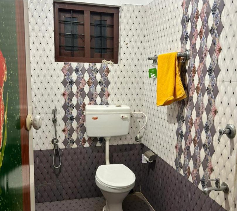 Photo of Bathroom in Munroe Island