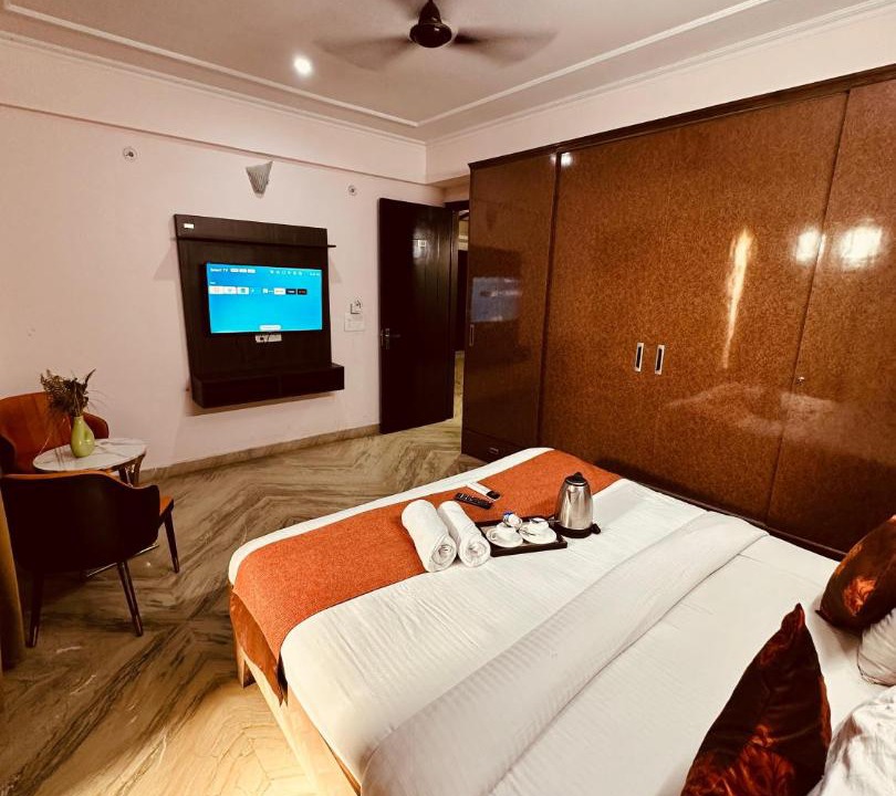 Photo of Bedroom in Sector 70