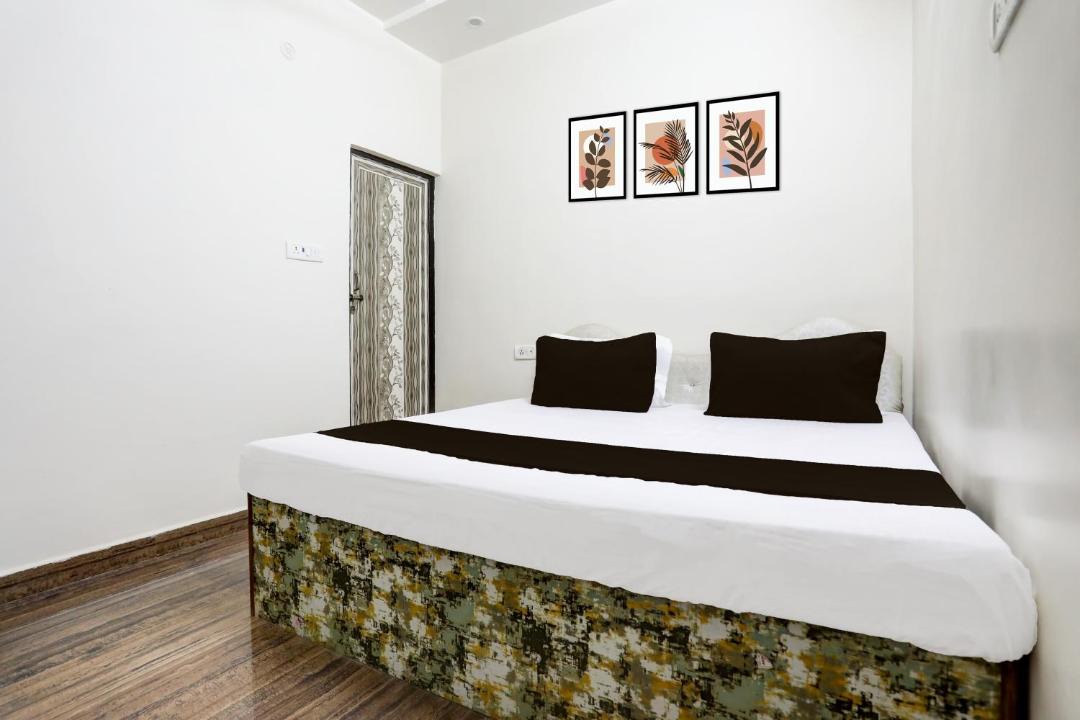 Photo of Bedroom in Allahabad