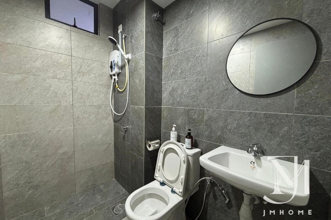 Photo of Bathroom in Kampung Bukit Dukong