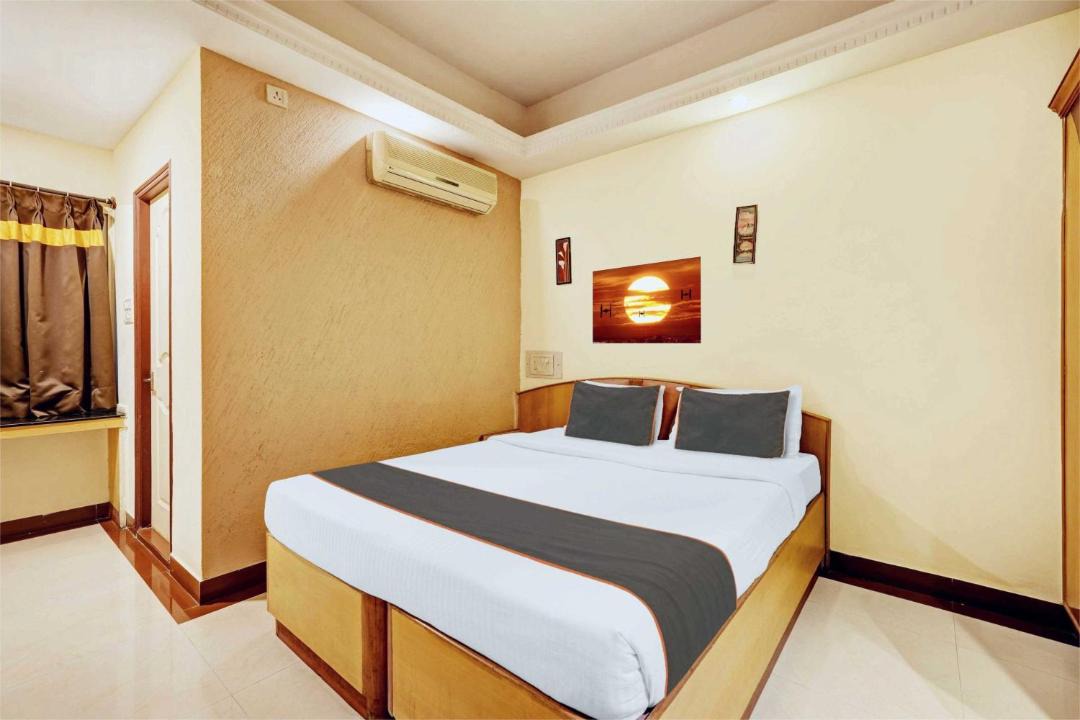 Photo of Bedroom in Vijaya Bank Layout