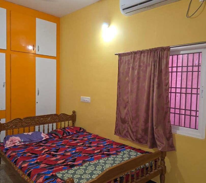 Photo of Bedroom in Courtallam