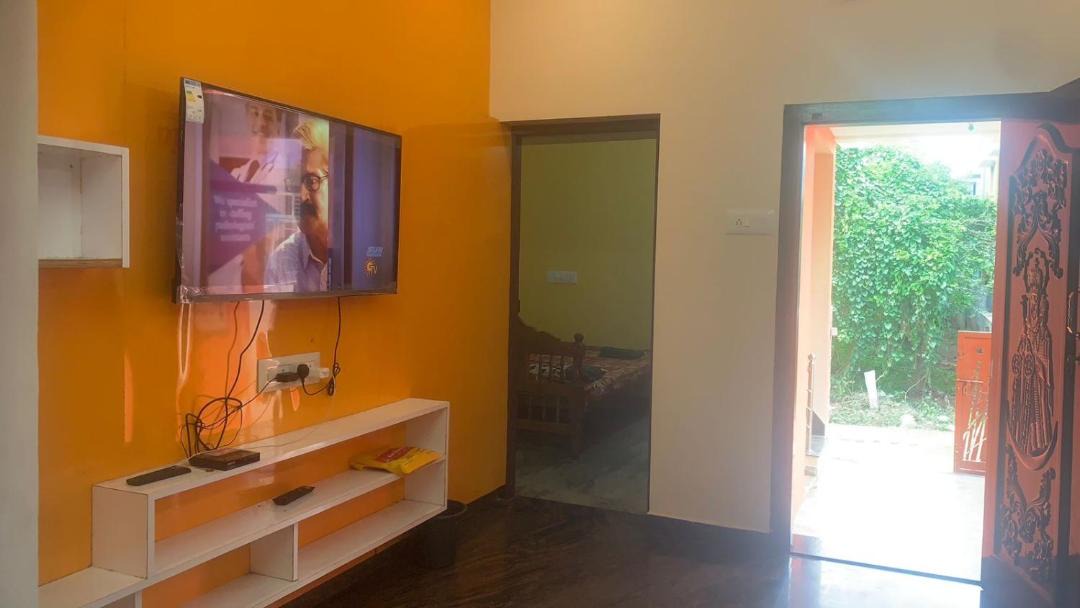 Photo of Livingroom in Courtallam